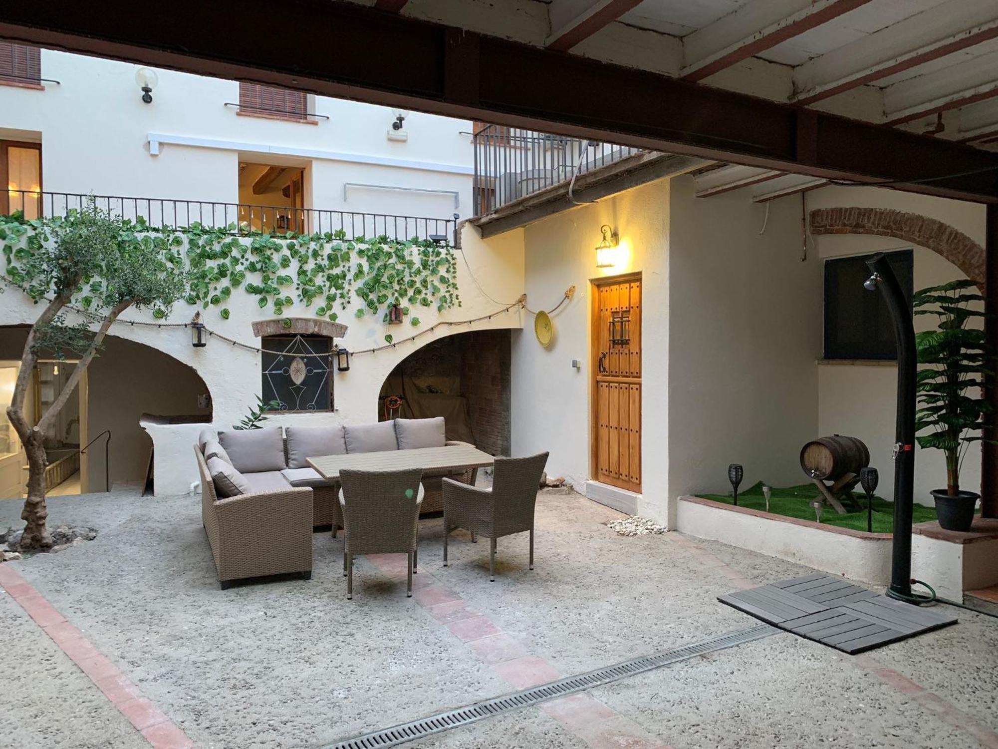 Holiday home Casa Rural El Pati De L'albera *